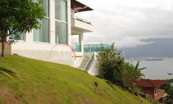 Imagem 6: Casa a Venda no Pereque, Ótima Localização com Vista para o Mar em Ilhabela/SP