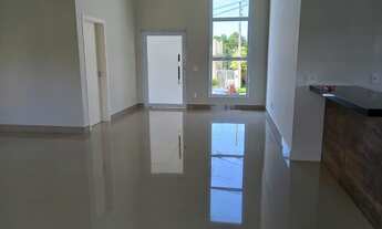 Imagem: Casa de condomínio térrea para venda tem