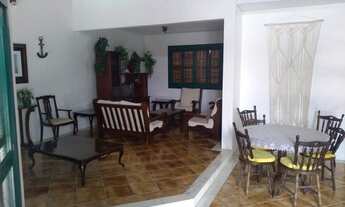 Imagem 2: Sobrado a venda no centrinho de Nova Tramandaí a poucos metros do mar