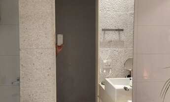 Imagem 5: Lindo apartamento em Ipanema 2 quartos para venda reformado