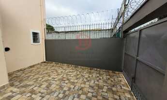 Imagem 5: Sobrado frontal na Avenida