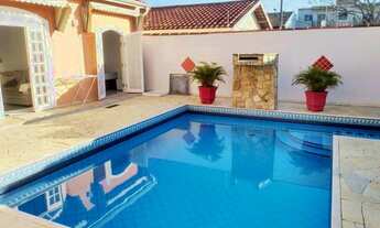 Imagem: Casa térrea com piscina no Campo Belo