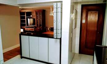 Imagem 6: Apartamento com 118 m2 miolo do bairro , 3 dormitórios, suíte, 2 garagens demarcadas, próx