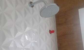 Imagem 7: Casa de condomínio para venda possui 300 metros quadrados com 4 quartos