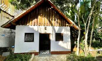 Imagem 6: Casa de para venda com 656 metros quadrados de área construída e 1100m de terreno