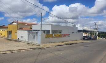 Imagem 3: Casa com 3/4 sendo 1 suíte, esquina com av olavo Montenegro, excelente para comércio