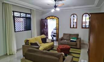 Imagem 3: Embaré-Sobrado isolado amplo e reformado-4 dormitórios,2 suítes, lavabo + edícula + piscin