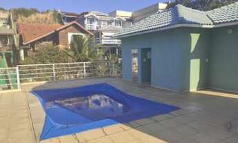 Imagem: Casa de condomínio para venda tem 550 metros