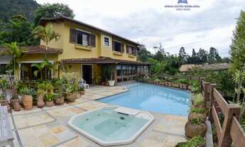 Imagem 2: Casa Alto Padrão para Venda em Carlos Guinle Teresópolis-RJ - CA-0606
