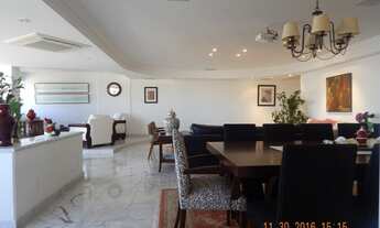 Imagem 2: 3 Suites, 3 garagens, aconchego, requinte em pleno conforto