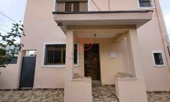 Imagem: Sobrado frontal na Avenida