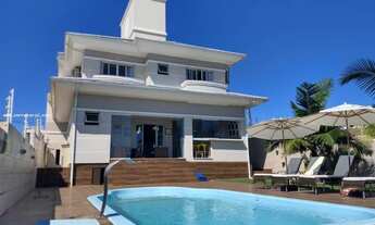 Imagem 2: Casa para Venda em Palhoça, Pedra Branca, 3 dormitórios, 3 suítes, 4 banheiros, 3 vagas