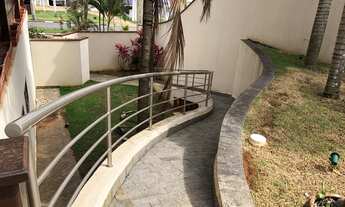 Imagem 6: Casa de condomínio sobrado para venda tem 620 metros quadrados com 4 quartos