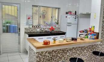 Imagem 5: Sobrado Frontal na Ponte Rasa. Ótima localização, perto de mercado e vasto transporte cole