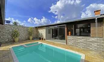 Imagem: Oportunidade Casa 3 Quartos Reformada com