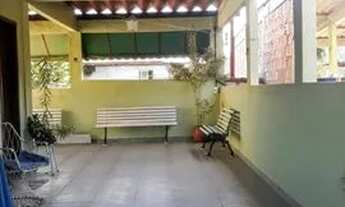 Imagem: Casarão Frente de Rua com 03 Quartos Garagem