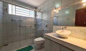 Imagem 2: Casa para venda tem 217 metros quadrados com 4 quartos em Planalto - Teresina - PI