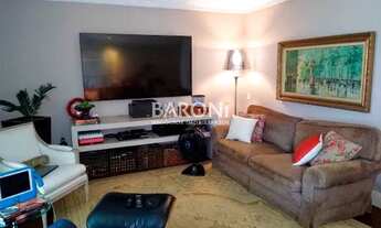 Imagem: Prédio imponente. Apartamento a venda em