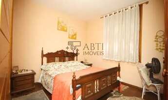 Imagem 2: LINDO SOBRADO - SUITE - AMPLO E AREJADO - OTIMA LOCALIZAÇÃO - DECORADO!!!