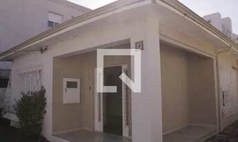 Imagem 3: Casa para Aluguel - Azenha, 2 Quartos, 230 m2