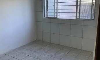 Imagem 2: Casa para venda possui 75 metros quadrados com 2 quartos em Capão Redondo - São Paulo - SP