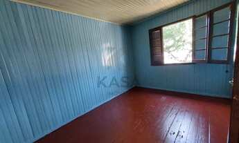 Imagem 6: Ótima casa com 03 dormitórios, sala, cozinha ampla, banheiro social . Possui entrada para