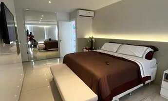 Imagem 7: Apartamento para venda possui 268 metros quadrados com 4 quartos em Ponta D'Areia - S