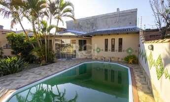 Imagem 3: Sobrado para Venda - 336.6m², 3 dormitórios, sendo 1 suites, 4 vagas - Centro