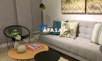 Imagem 2: Copacabana, prédio novo, porteira fechada