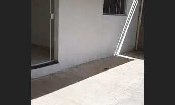 Imagem 2: Alugo casa em grama