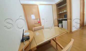 Imagem 5: Flat em andar alto, arejado, muito bem mobiliado para locação nos Jardins