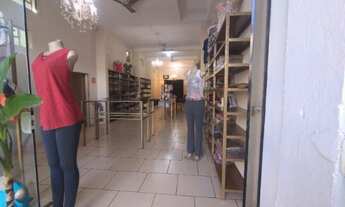 Imagem 3: Casa com salão comercial