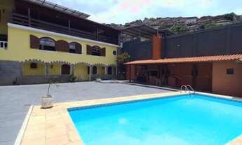 Imagem 4: Casa com 230 metros quadrados com 3 quartos na Estrada da Saudade - Petrópolis - RJ