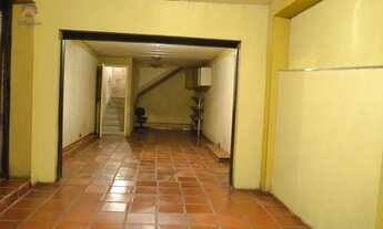 Imagem 4: Lindo Sobrado triplex com piscina, semi - geminado, entrada lateral, portão automático e i