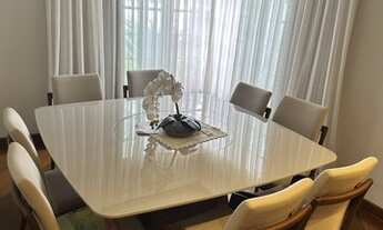 Imagem 2: Casa de condomínio sobrado para aluguel possui 500 metros quadrados com 4 quartos