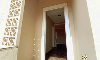 Imagem 3: Casa de Alvenaria - R Atilio Borio, 1336 - Alto da Xv - Curitiba - PR