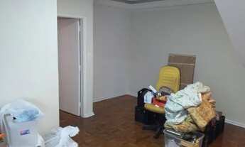 Imagem 4: Sobrado para venda possui 260 metros quadrados com 7 quartos em Aclimação - São Paulo - SP