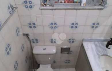 Imagem 6: Apartamento com sala, varanda, 2 quartos, 2 banheiros, vaga, à venda, 105 m² por R$ 304.00