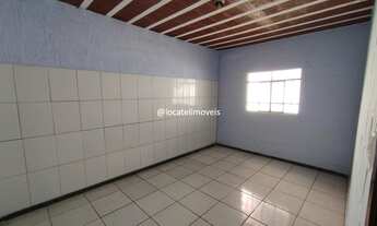 Imagem 7: Casa geminada de 01 quarto com garagem para moto no bairro Milionários