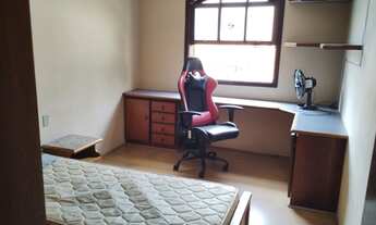 Imagem 4: Quarto disponível uma quadra do metrô Praça da Árvore ?