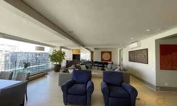 Imagem: Apartamento com 3 dormitórios, 223 m²