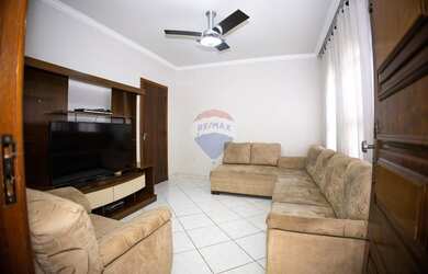 Imagem 2: Casa com 3 dormitórios à venda no Jardim Laodiceia - Maringá/PR