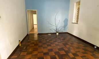 Imagem 5: Casa central na encruzilhada com 200m2 - 3 quartos+ dependência, 2 Wc, 4 vagas p/carro