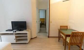 Imagem 3: Flat disponível para locação entre a Av. Berrini e Marg Pinheiros, com 02 dorms e cozinha