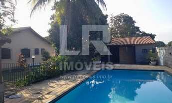 Imagem: Casa independente, 3 quartos, piscina e