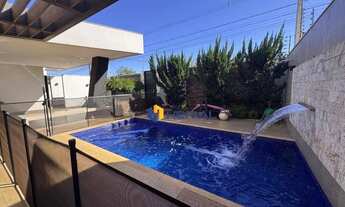 Imagem: Casa com 3 quartos à venda, 217 m² por