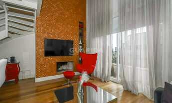 Imagem: Loft duplex com pé direito duplo na Padre