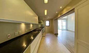 Imagem 7: Imóvel para aluguel e venda tem 165 metros quadrados com 3 quartos