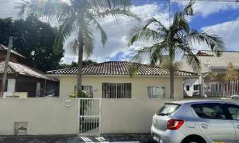 Imagem: Casa em Ingleses do Rio Vermelho