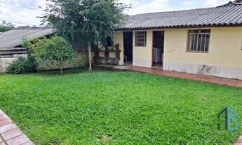 Imagem 3: Casa 03 quartos c/suíte, com amplo terreno, edícula 03 peças, no Santa Cândida em Curitiba